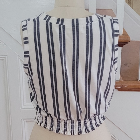 VINTAGE HAVANA Stripe Crop Top Size Medium - Picture 2 of 4